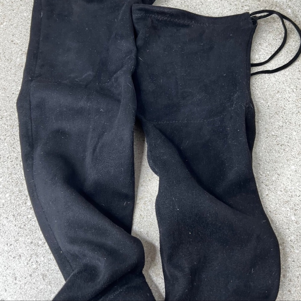 Forever Black High Knee Boots - 5 1/2 - Picture 7 of 9